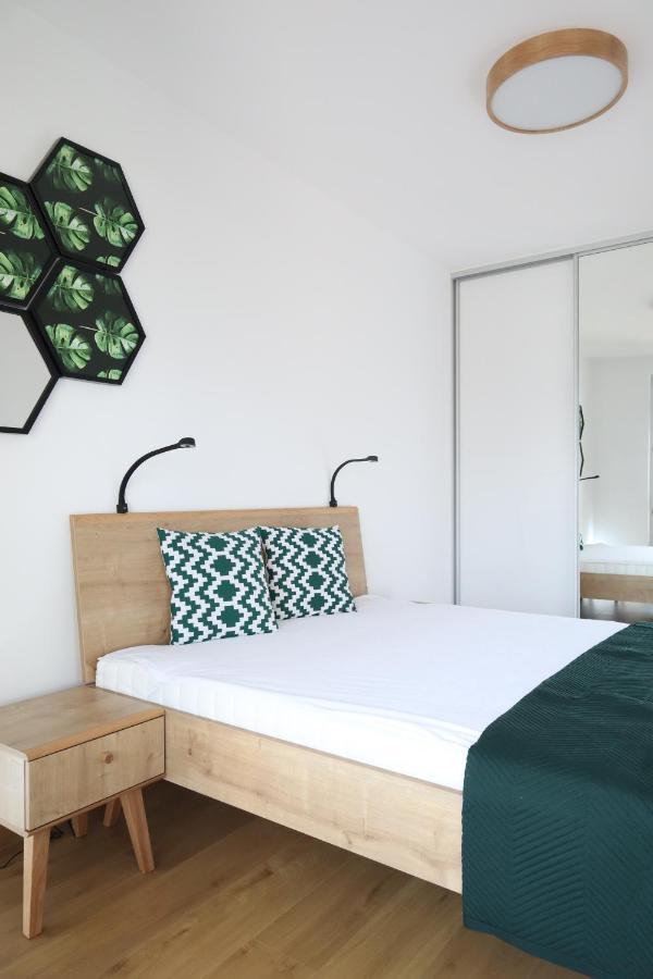 Apartament Szmaragdowy Platan 코워브제크 외부 사진