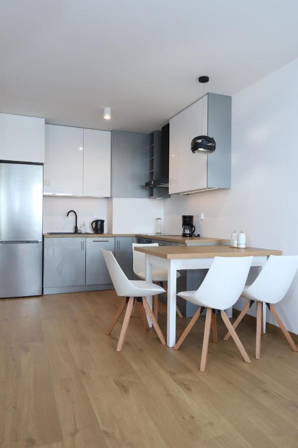 Apartament Szmaragdowy Platan 코워브제크 외부 사진